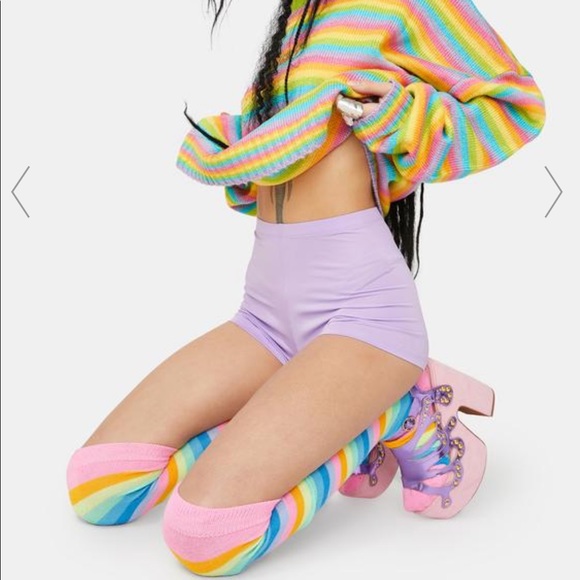 COPY - 2/$25🍒 Dolls kill shorts - Picture 4 of 6